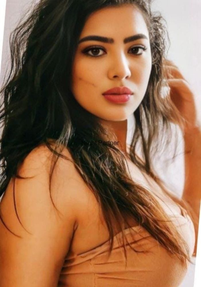 Kajal - College Girl Escort in Chennai