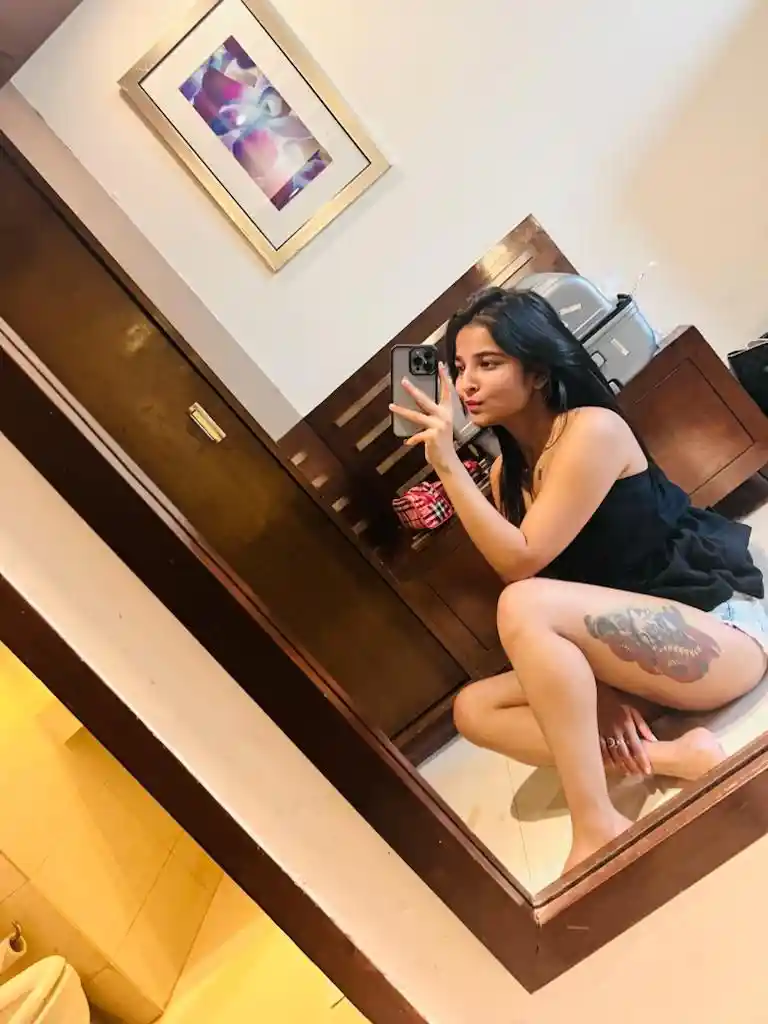 Nisha - Private Moment 1